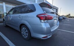 2015 Toyota Corolla Fielder – Hybrid G