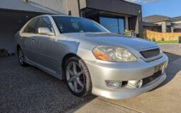 Toyota Mark II – Year 2000  – 101,000 KM