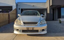 Toyota Mark II – Year 2000  – 101,000 KM