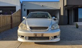 Toyota Mark II – Year 2000  – 101,000 KM