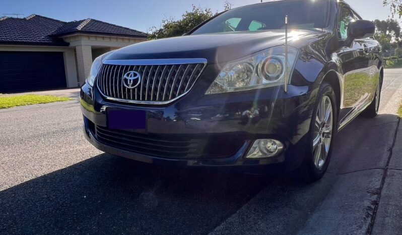 2009 Toyota Crown Majesta – Blue – 94,600KM full