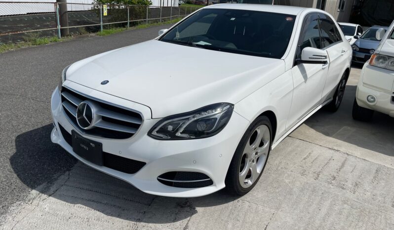 2013 Mercedes E350 – White – 122,000KM full