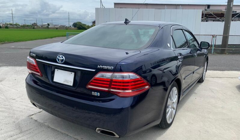 Toyota Crown Hybrid – 2010