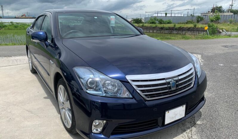 Toyota Crown Hybrid – 2010