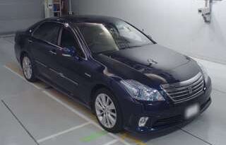 2010 Toyota Crown Hybrid – Blue – 120,361 KM full