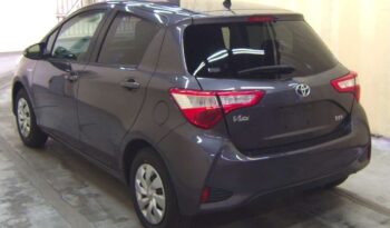 Toyota Vitz/Yaris (Hybrid) – Gray – 2017 full