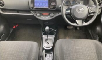 2017 Toyota Vitz – Silver – 41,000 KM full