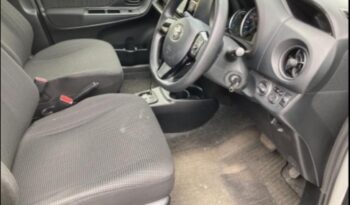 2017 Toyota Vitz – Silver – 41,000 KM full