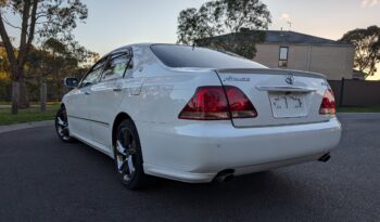 2007 Toyota Crown Athlete – White full