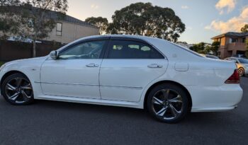 2007 Toyota Crown Athlete – White full