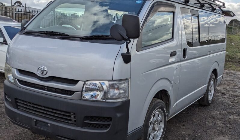 2008 Toyota Hiace – Silver – 182,500 KM full