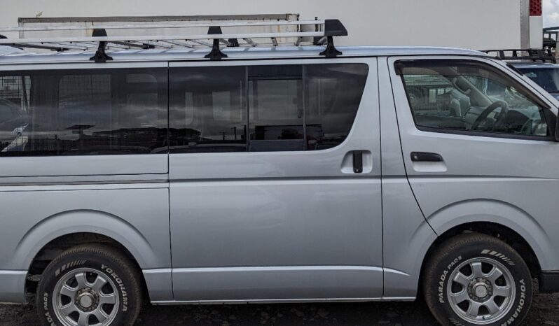 2008 Toyota Hiace – Silver – 182,500 KM full