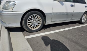 2007 Toyota Crown Athelete V – White – 87,683 KM full