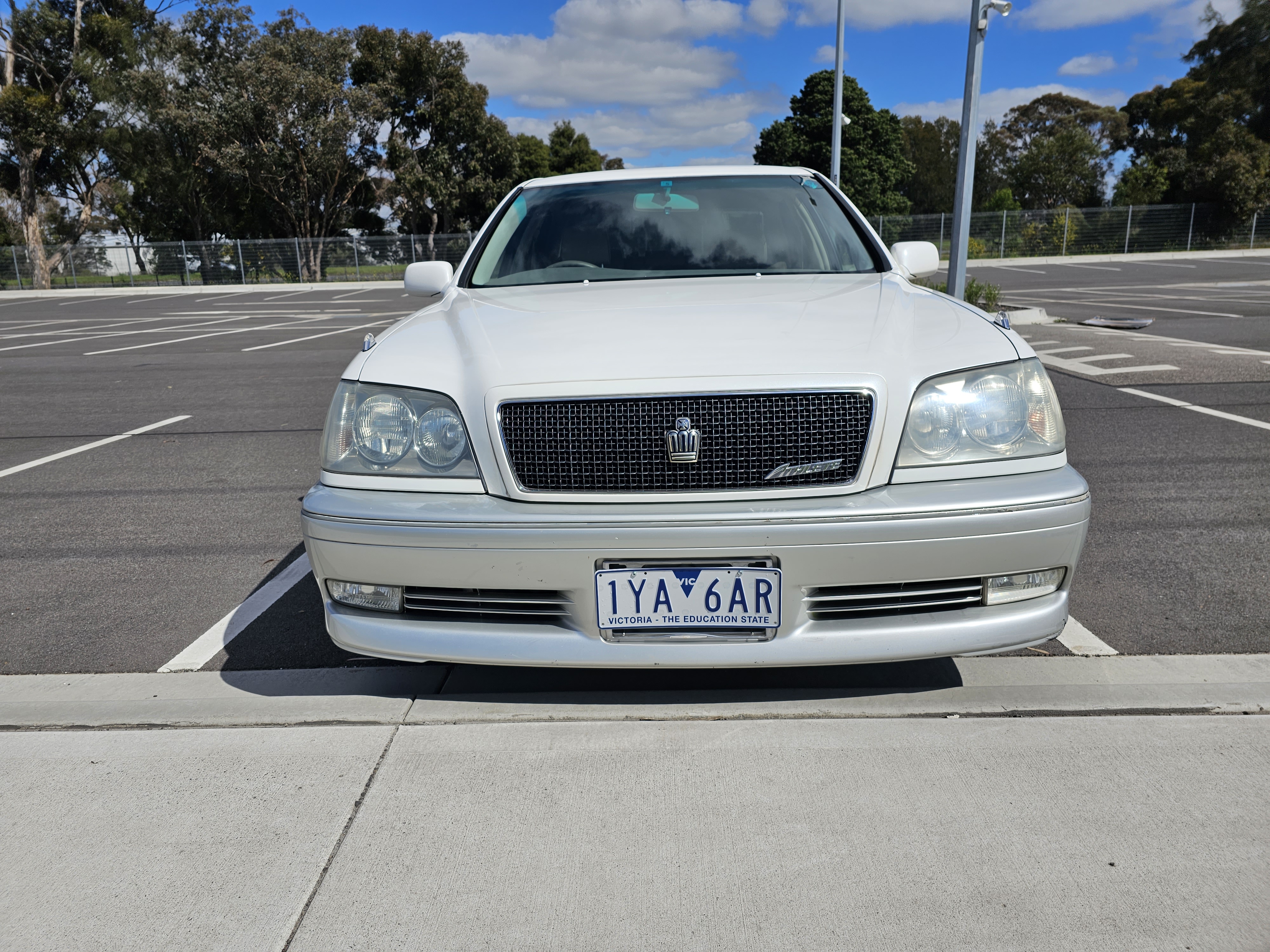 2000 Toyota Crown