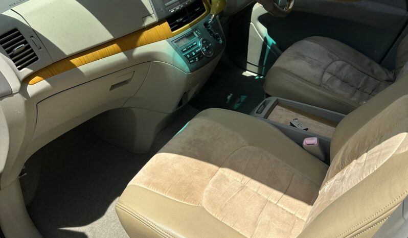 2008 Toyota Estima White 134,920 KM