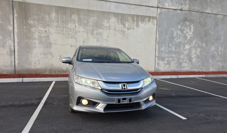 2015 Honda Grace Grey 96,004 KM full