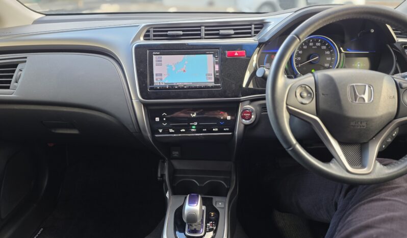 2015 Honda Grace Grey 96,004 KM full