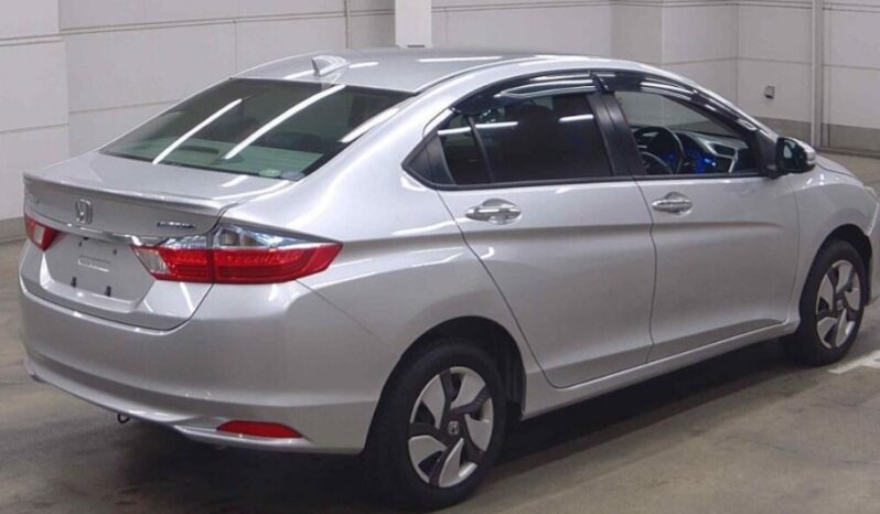 2017 Honda Grace Silver 81,044 KM