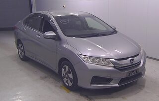 2016 Honda Grace Gray 39,149 KM full