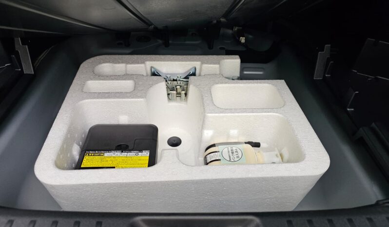 2015 Toyota Fielder Blue 90000 KM