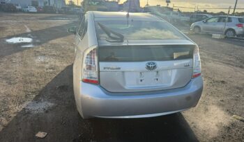 2010 Toyota Prius Silver 93,022 KM full