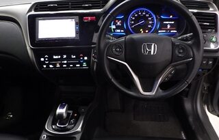 2016 Honda Grace Gray 39,149 KM full