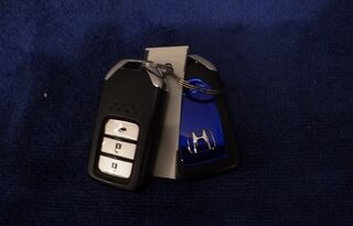 2016 Honda Grace Gray 39,149 KM full