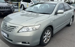 2007 Toyota Camry Silver 189,347 KM
