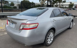 2009 Toyota Camry Silver Hybrid 253,146 KM