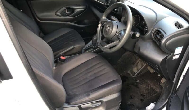 2022 TOYOTA YARIS full