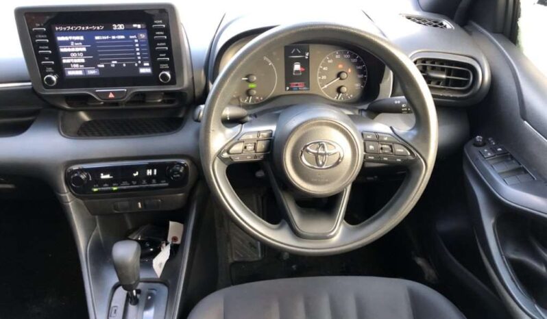 2022 TOYOTA YARIS full