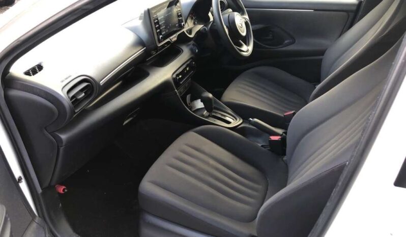 2022 TOYOTA YARIS full