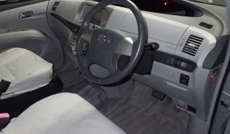 Toyota Estima Welcab – Silver – 2008 full