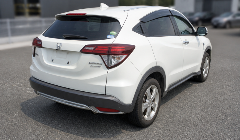 2014 Honda Vezel Hybrid – White full