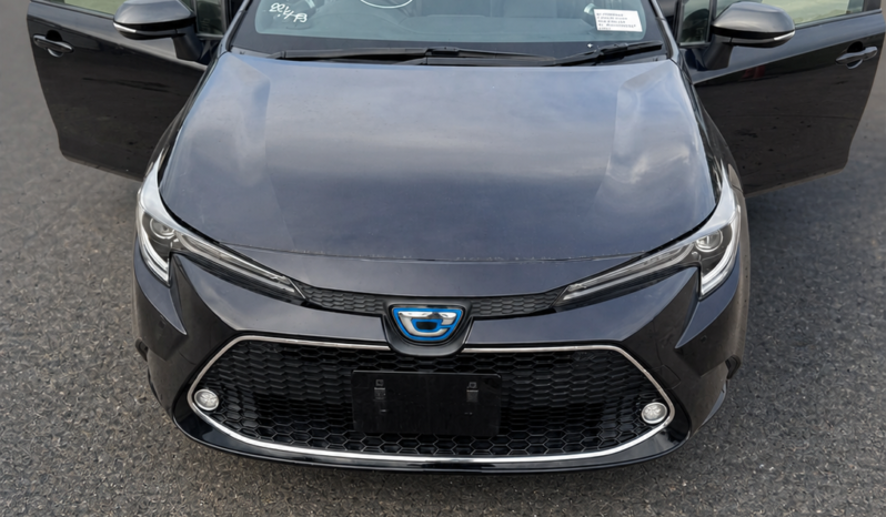 2020 Toyota Corolla Touring Hybrid – Dark Blue – 88,383 km full