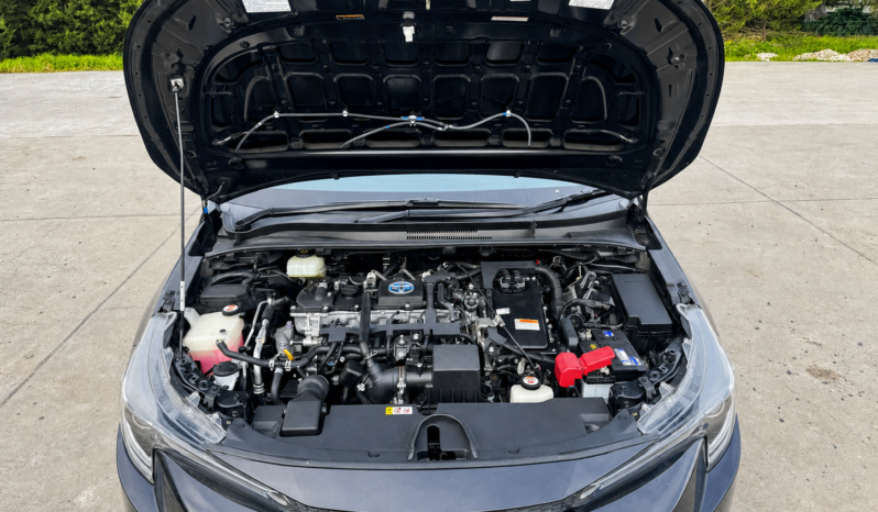 2020 Toyota Corolla Touring Hybrid – Dark Blue – 88,383 km full