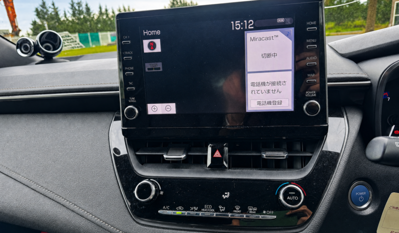 2020 Toyota Corolla Touring Hybrid – Dark Blue – 88,383 km full