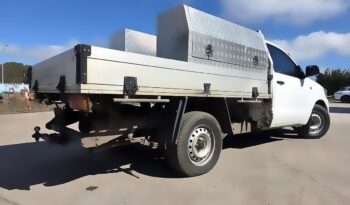 2014 Toyota Hilux Automatic Petrol 2WD – White full