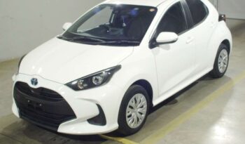 2022 Toyota Yaris – White – 21 km front exterior