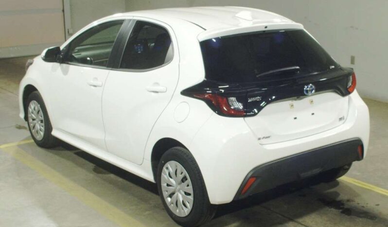 2023 Toyota Yaris Hybrid – White – 21,951 km – In Transit full