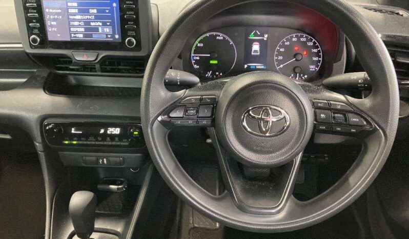 Toyota Yaris – White – In Transit full
