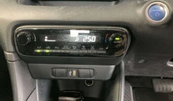 Toyota Yaris – White – In Transit full