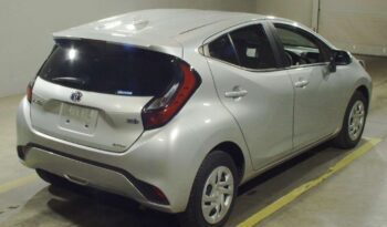 Toyota Aqua Hybrid – Silver – In Transit full