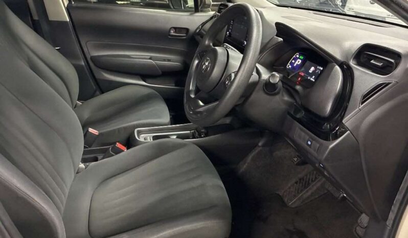 Toyota Aqua Hybrid – Gold – In Transit full