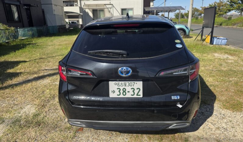 Toyota Corolla Touring Hybrid – Black – In Transit full
