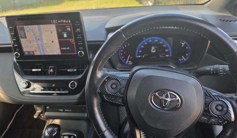Toyota Corolla Touring Hybrid – Black – In Transit full