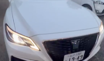Toyota Crown Hybrid front exterior