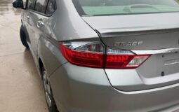 2016 Honda Grace Hybrid – Grey